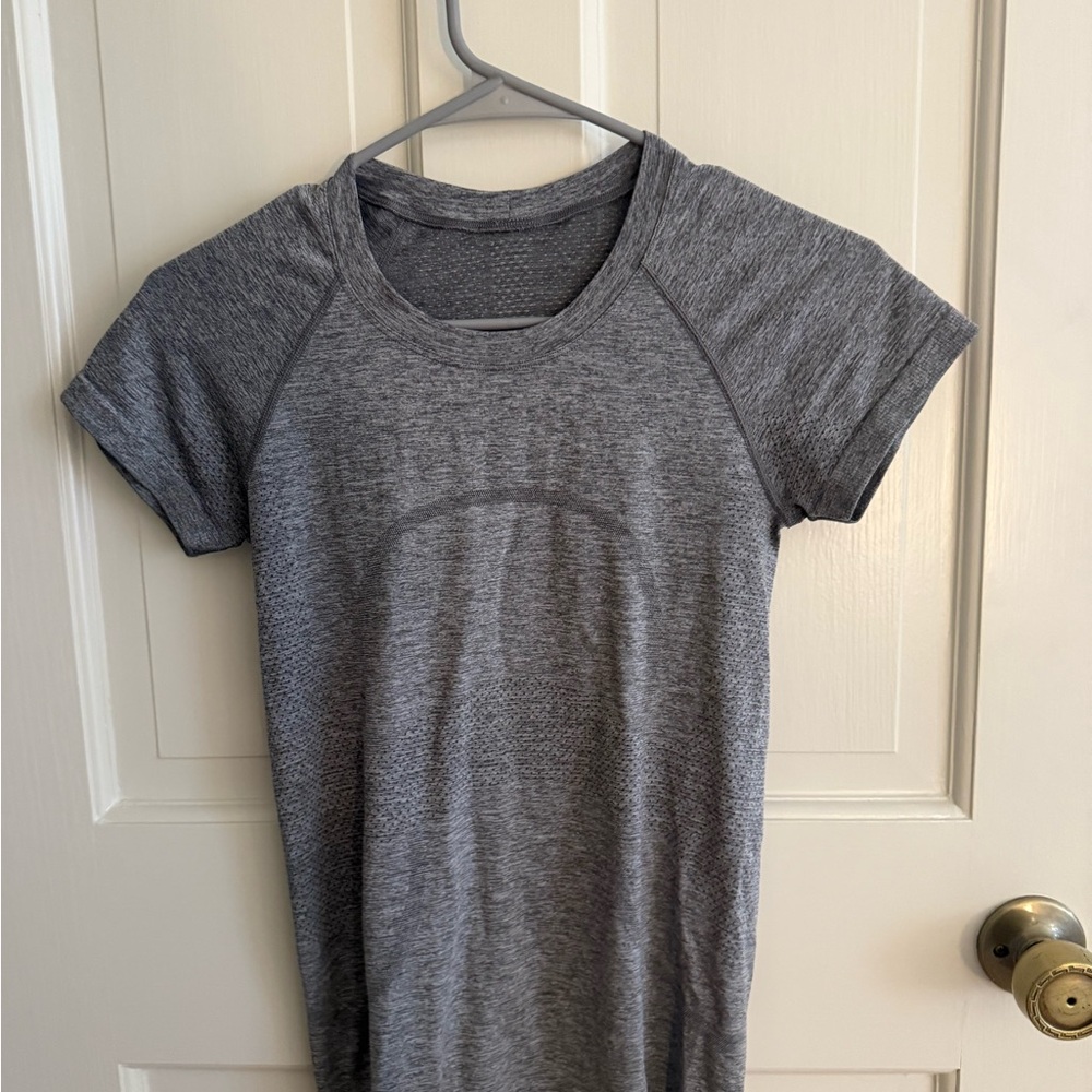 Lululemon Swiftly Tech Short Sleeve